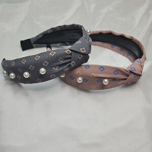 Women's Set of 2 Twill Fabric Pearl Beaded Knotted Fashion Headbands NWOT